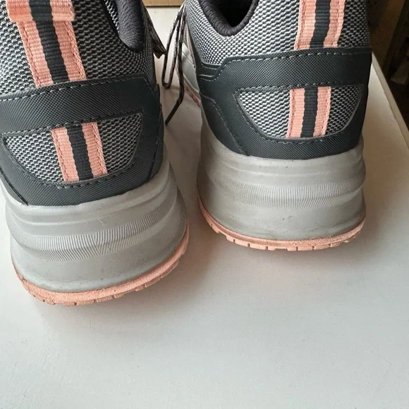 Adidas Women's Gray and Pink Sneakers size 11 - Picture 6 of 6
